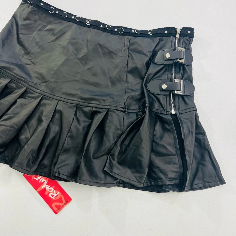 Romwe New With Tags Faux Leather Gothic Alternative Skirt With Zipper Pleated - Picture 2 of 8
